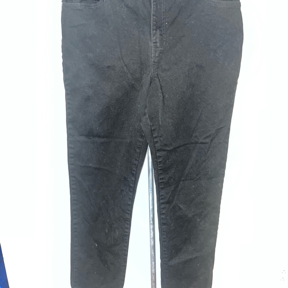 Gloria Vanderbilt black Denim Jeans . Women size 14 34X31 stretch